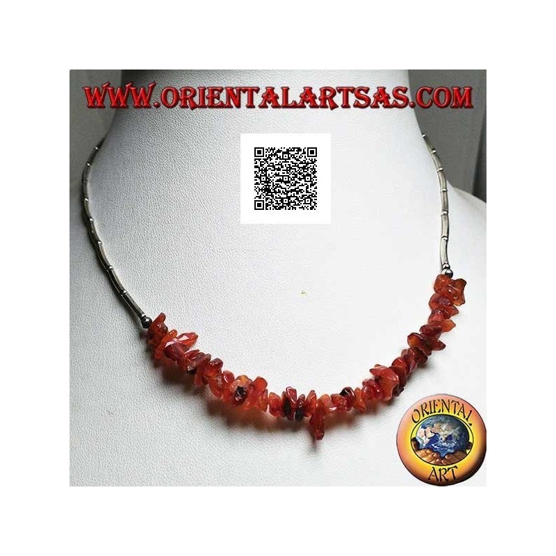 Collana in argento 925 ‰ a girocollo, tubicini in argento infilati e frammenti di ambra
