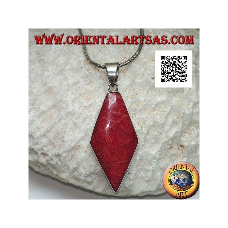 Ciondolo in argento con madrepora rossa (corallo) romboidale su montatura liscia