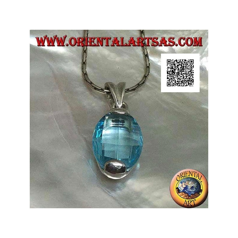 Silberanhänger mit ovalem facettiertem Blautopas oben und unten