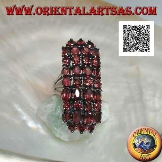 Silver ring with 31 natural garnets set oval and round to form a rectangle