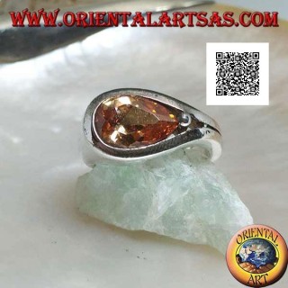 Bague en argent rhodié avec croix zircone champagne sur monture lisse