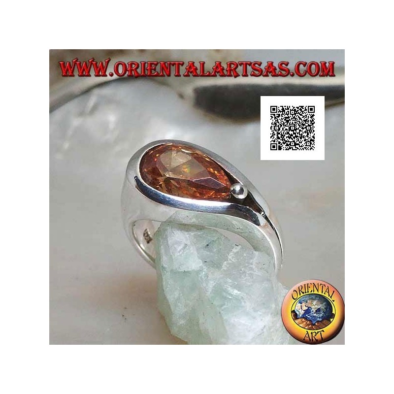 Anello in argento rodiato con zircone champagne a goccia trasversale su montatura liscia