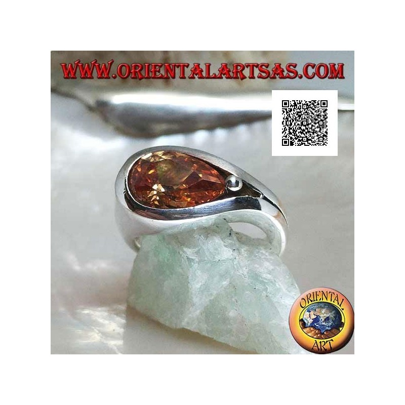 Anello in argento rodiato con zircone champagne a goccia trasversale su montatura liscia