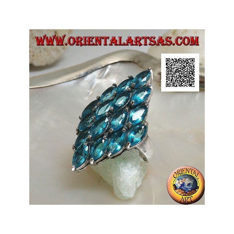 Silberring in Form einer Raute aus 16 ovalen blauen Topasen