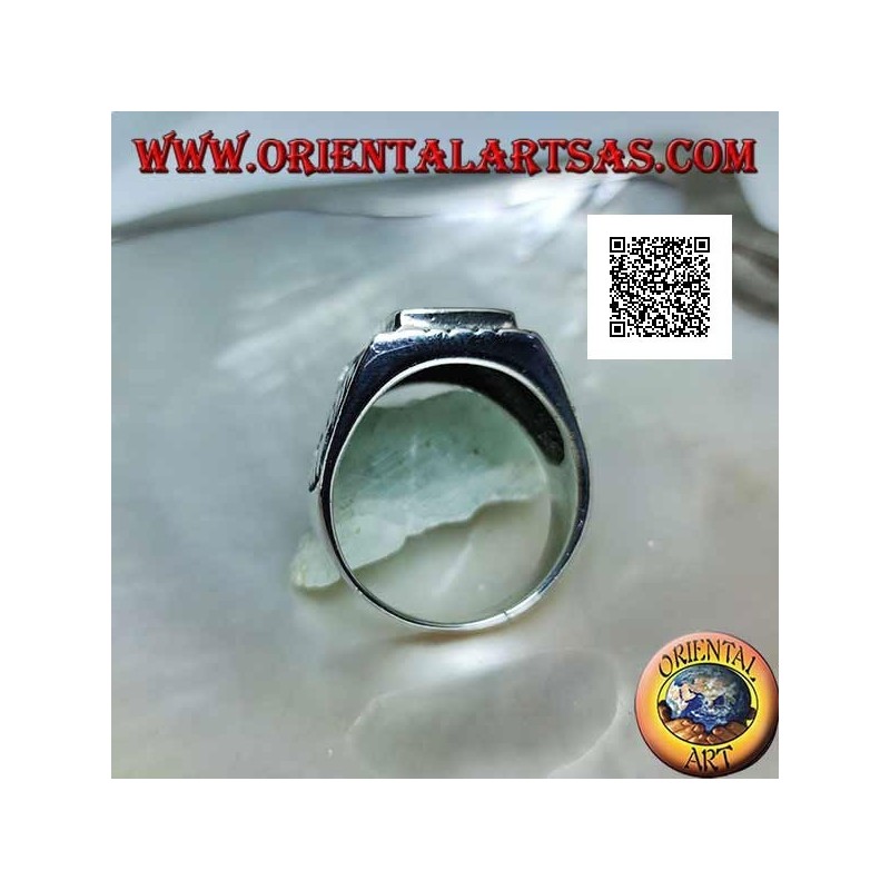 Silberring mit erhabenem rechteckigem Onyx und Flachreliefadler an den Seiten