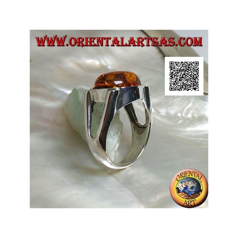 Bague en argent avec cabochon ovale ambre en croix sur serti lisse avec ouverture latérale