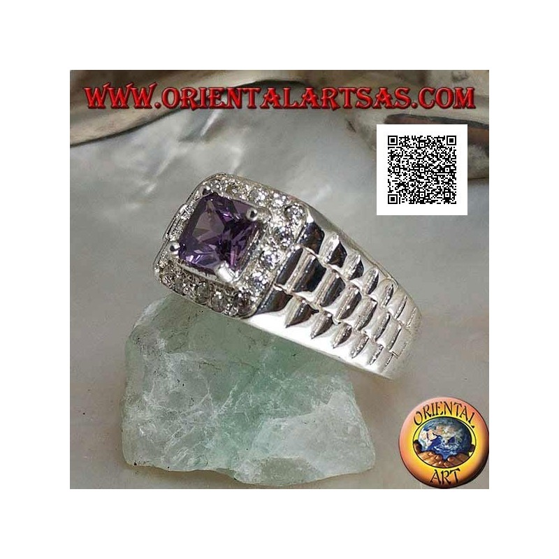 Anello in argento rodiato a maglia d'orologio con zircone color ametista incastonato contornato da zirconi bianchi