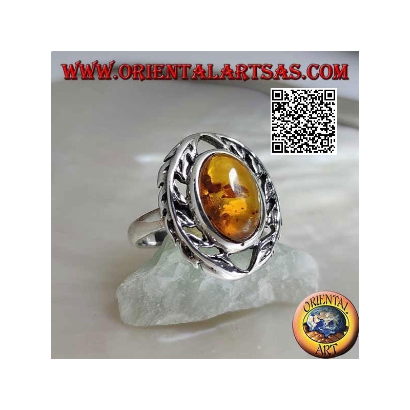 Silberring mit Cabochon ovalem Bernstein zwischen zwei Lorbeerzweigen