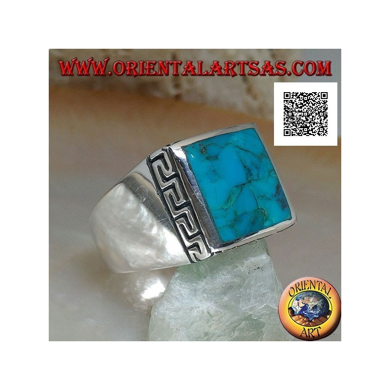 Bague en argent avec turquoise carrée naturelle entourée d'une gravure grecque (24)