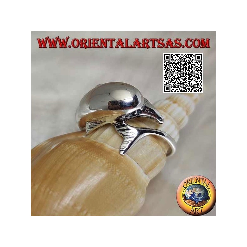 Bague en argent, dauphin chassant son truc (Ouroboros)