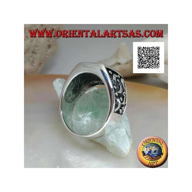 Anello in argento con onice rettangolare tondeggiante e lune tagliate sui lati