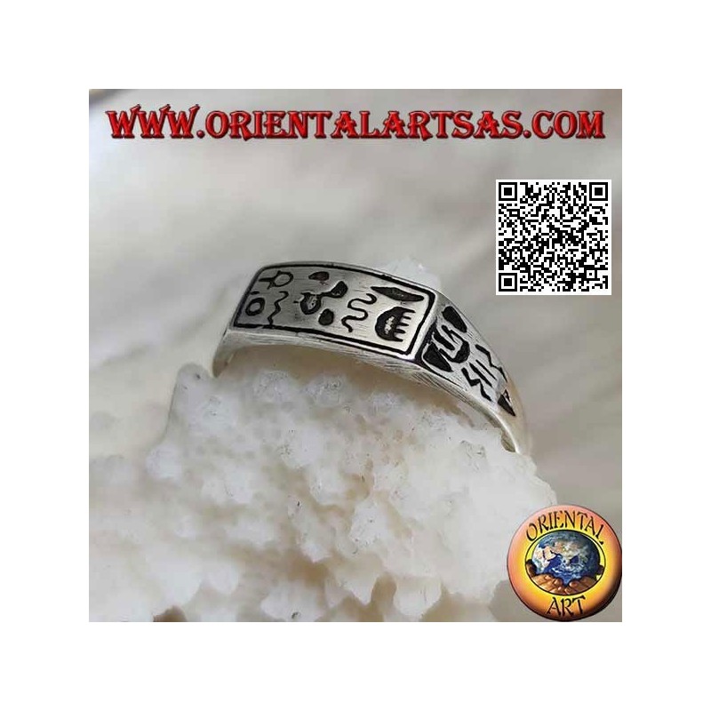 Bague en argent avec hiéroglyphes gravés / symboles mystiques