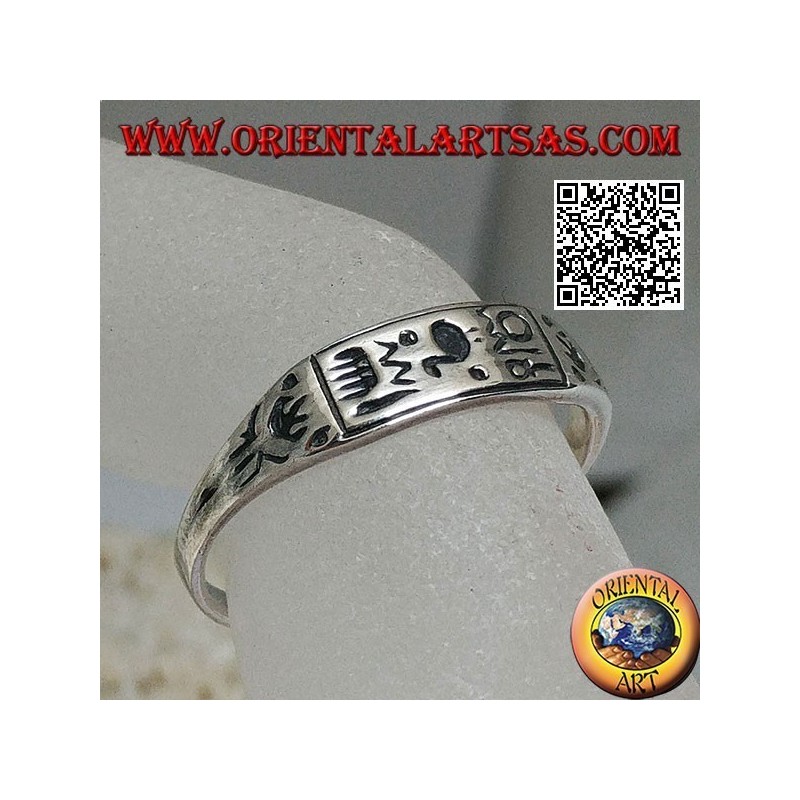 Anillo de plata con jeroglíficos grabados / símbolos místicos