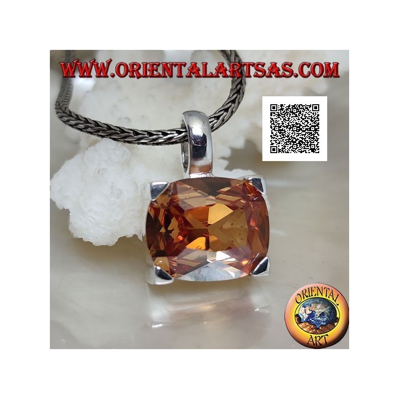 Pendentif en argent rhodié avec zircon champagne ovale transversal serti dans un rectangle