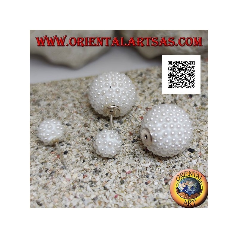 Pendientes de plata con lóbulo esférico tachonado de cuentas blancas (estilo Dior)