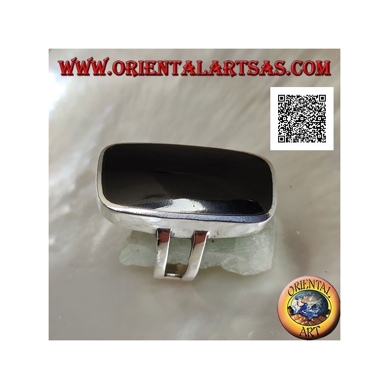 Anello in argento con onice grande rettangolare smussata su montatura liscia con traforo laterale