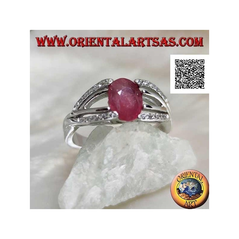 Anello in argento con rubino naturale ovale incastonato da due linee di zirconi e due d'argento