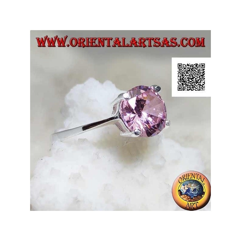 Anello in argento solitario rodiato con zircone tondo rosa sfaccettato incastonato