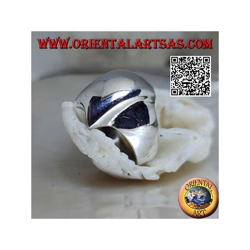 Smooth silver ring with a rounded rectangle convex trapezoid