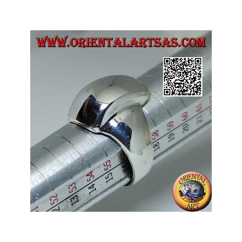 Anillo de plata lisa en un trapezoide convexo biselado rectangular