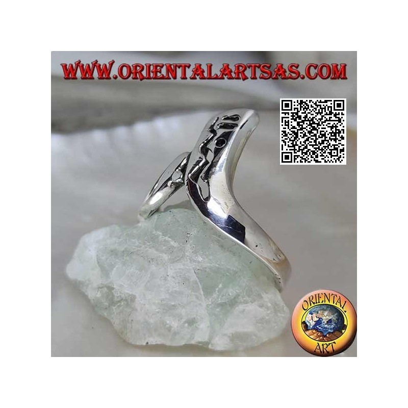 Boomerang-shaped silver ring with openwork decoration