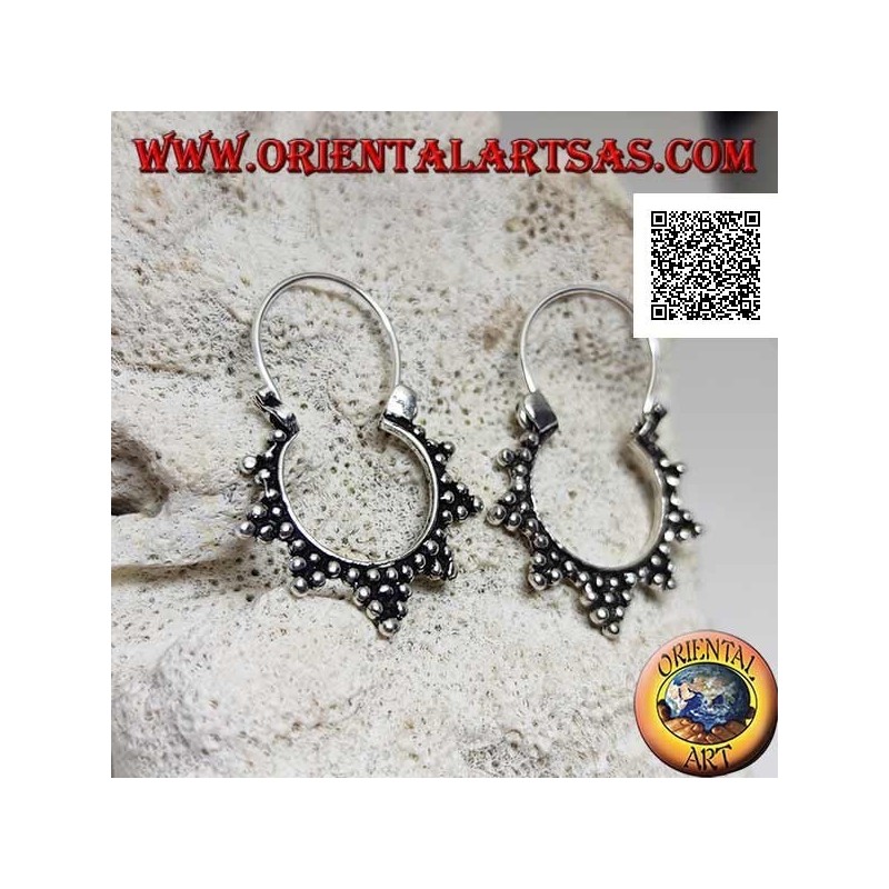 Boucles d'oreilles en argent, cercles avec décor de trio de boules et fermeture noeud 14 mm