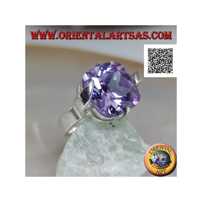 Ring in rhodium-plated silver with square clear amethyst-colored zircon hooked on the center of the sides