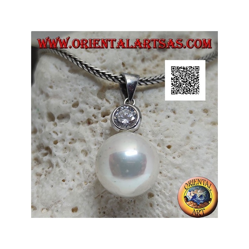 Colgante de plata con perla blanca con circonita facetada redonda arriba