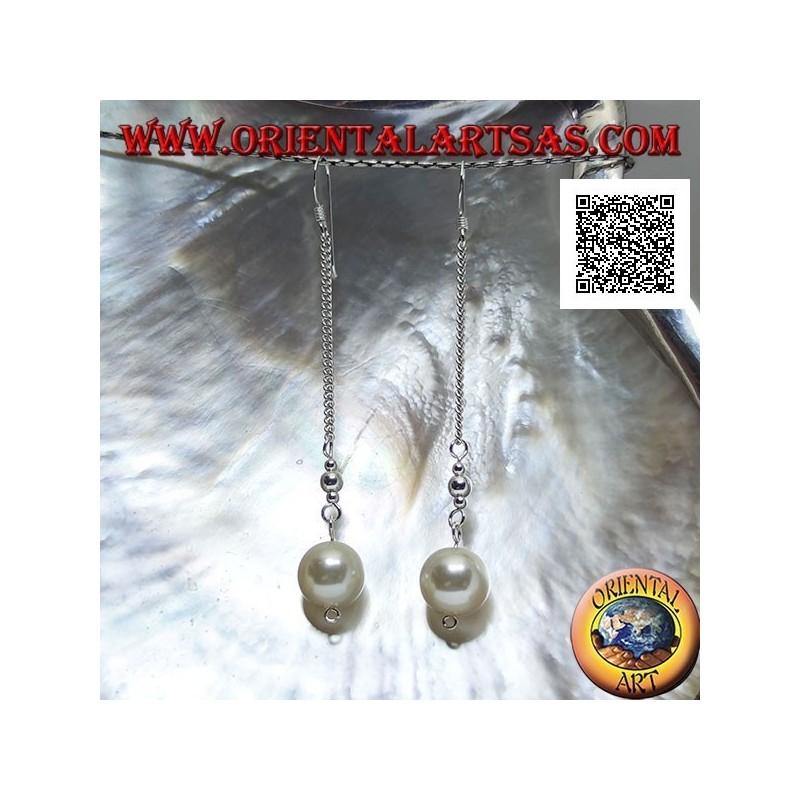 Silver pendant earrings in 3 cm chain with two silver balls and white pearl at the ends