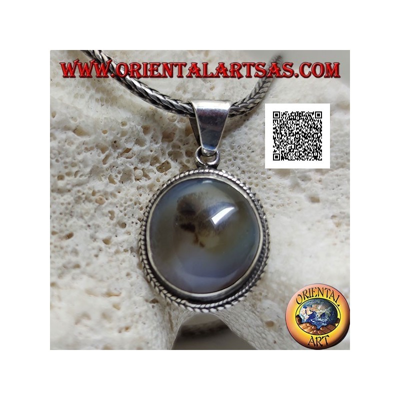 Ciondolo in argento con quarzo tormalinato ovale cabochon contornato da intreccio