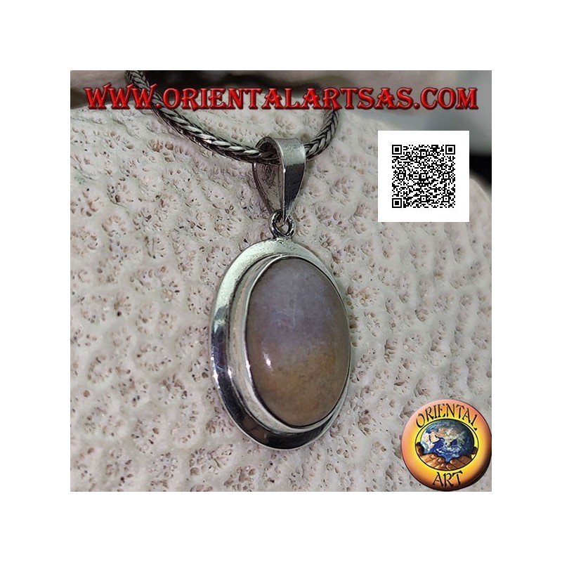 Pendentif en argent avec cabochon d'agate musquée ovale avec bord saillant lisse