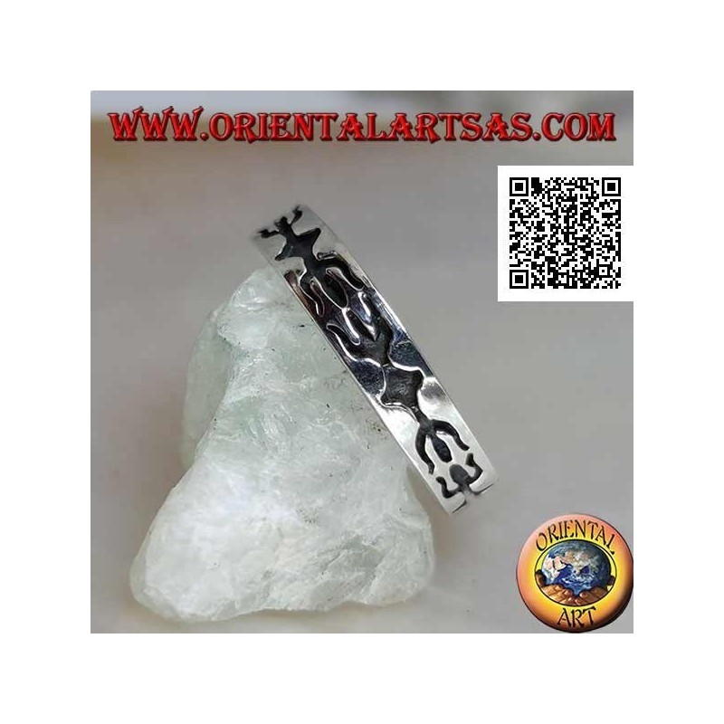 Anello a fedina in argento intarsiato con tridente contrapposti