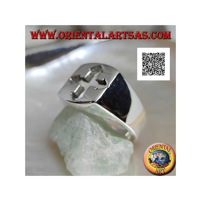 Glatter silberner Ring mit Laubsägearbeit eines griechischen Kreuzes mit spitzen Enden