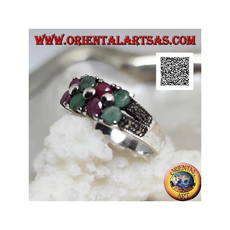 Anello in argento con coppie di rubini e smeraldi tondi naturali incastonati alternati e marcassite sui lati