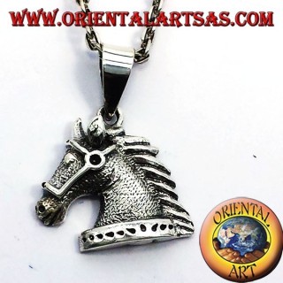 cabeza de caballo colgante de plata con brida