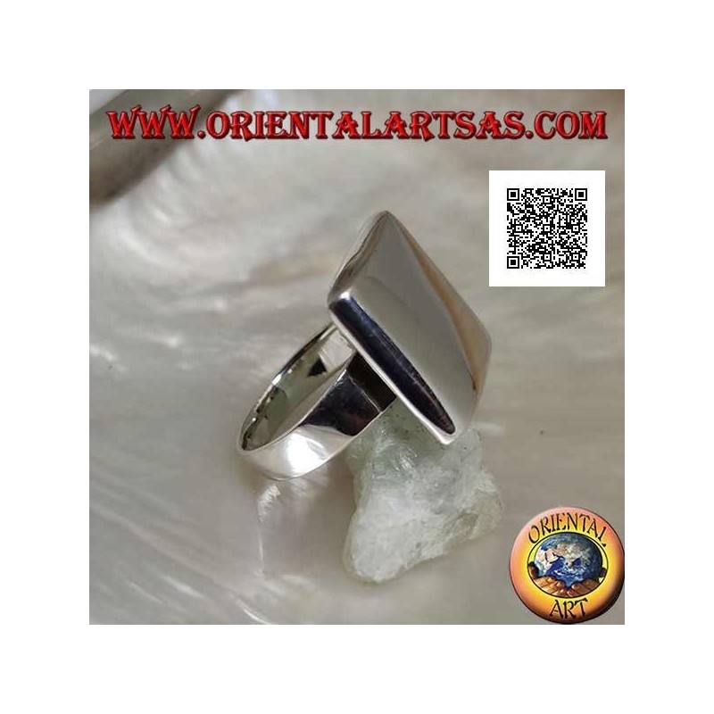 Bague en argent lisse avec plaque rectangulaire arrondie sur les bords