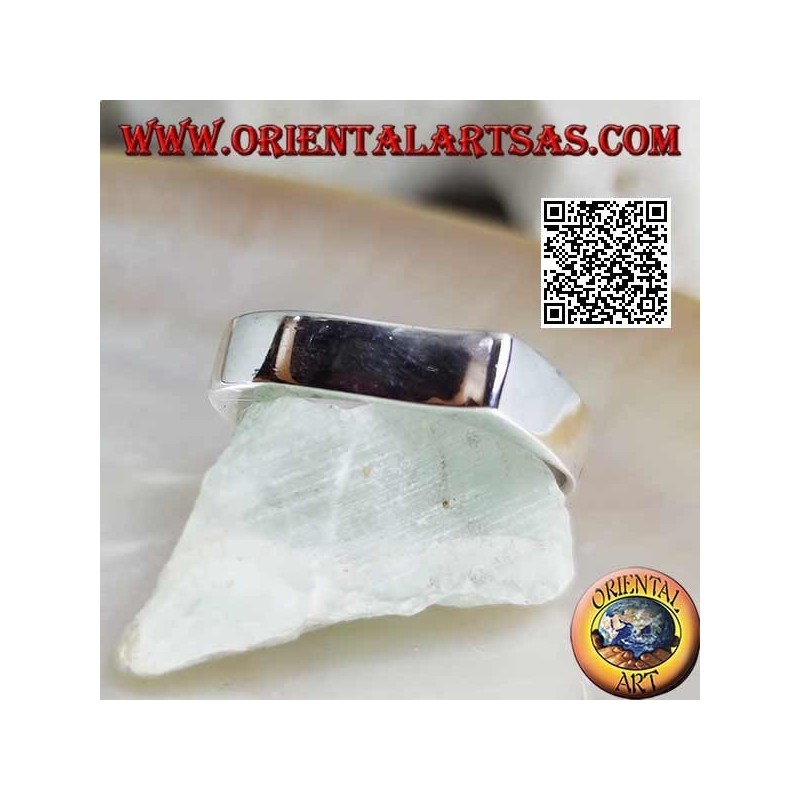 Smooth square wavy silver ring on the front