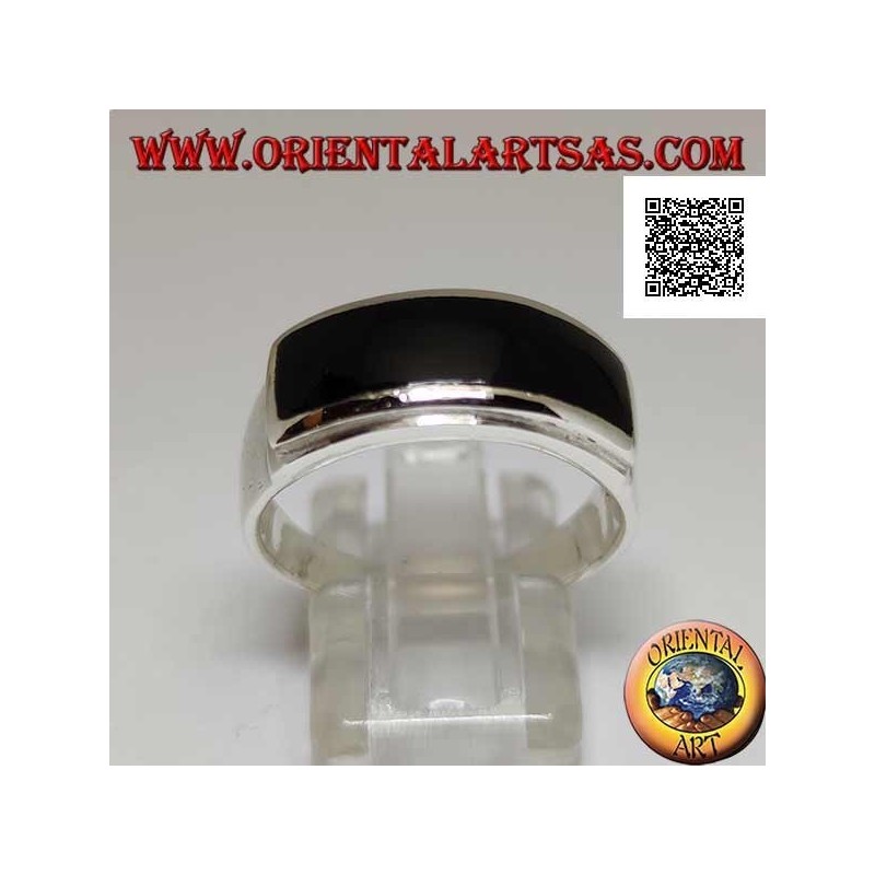 Silver ring with horizontal rectangular onyx flush with double smooth raised edge