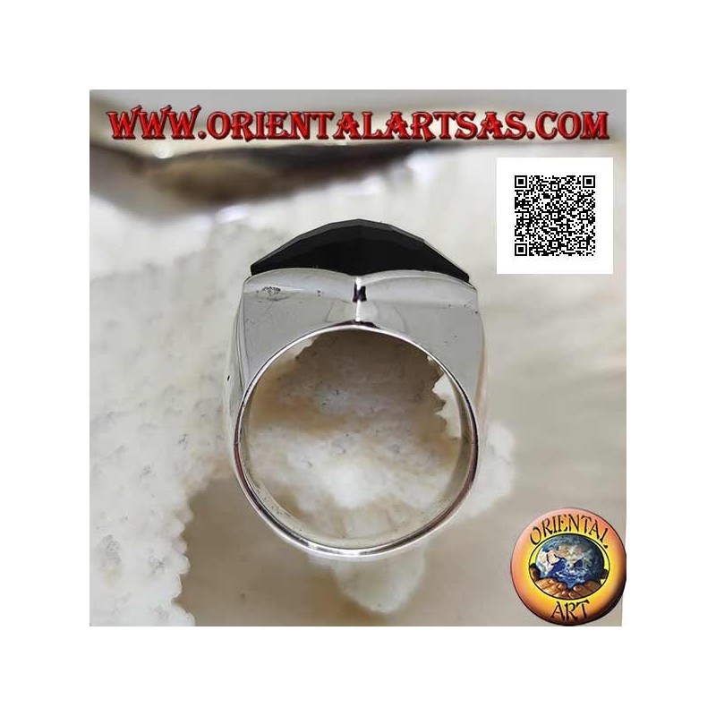 Silberring mit facettiertem quadratischem Rhomboid-Onyx bei glatter Einstellung