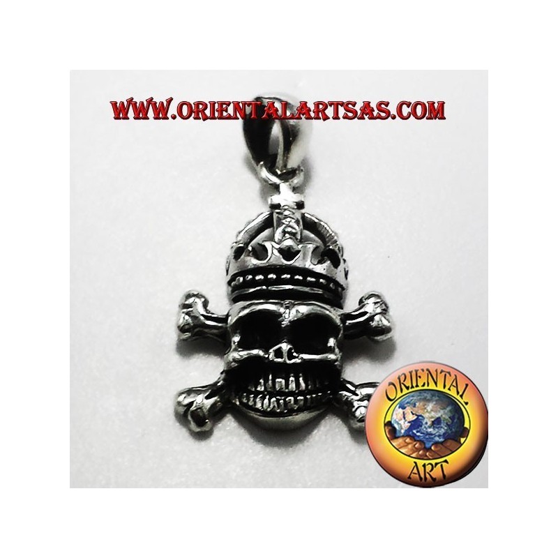 Pendentif Crâne avec la couronne d'argent