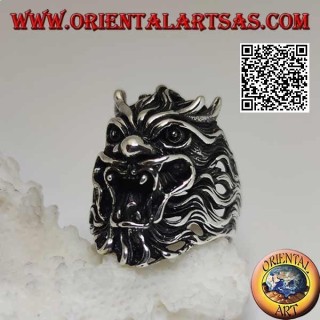 Anello in argento a forma di volto di un demone maligno 