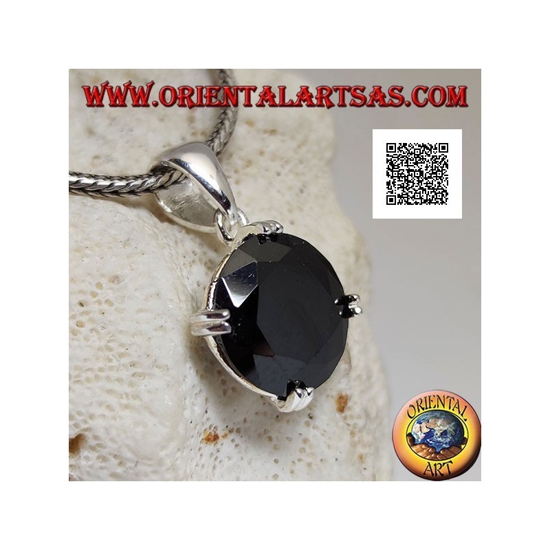 Silver pendant with round spinel zircon set on the 4 cardinal points