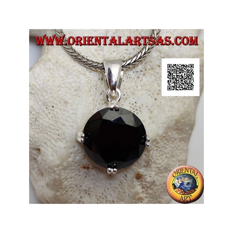 Pendentif en argent avec zircon spinelle rond serti sur les 4 points cardinaux