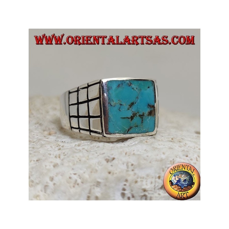 Anillo de plata con turquesa natural rectangular y pequeños cuadrados en los lados (22)