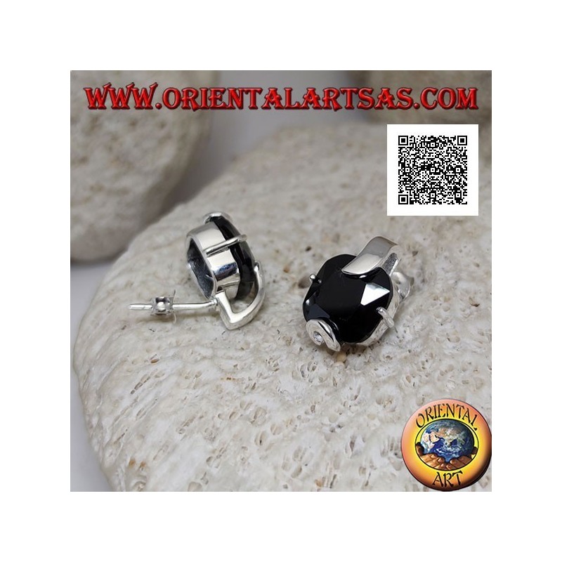 Silver lobe earrings with square spinel zircon set with 2 thick and 2 thin hooks