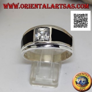 Anello in argento con zircone quadrato bianco e trapezi di onice sui lati