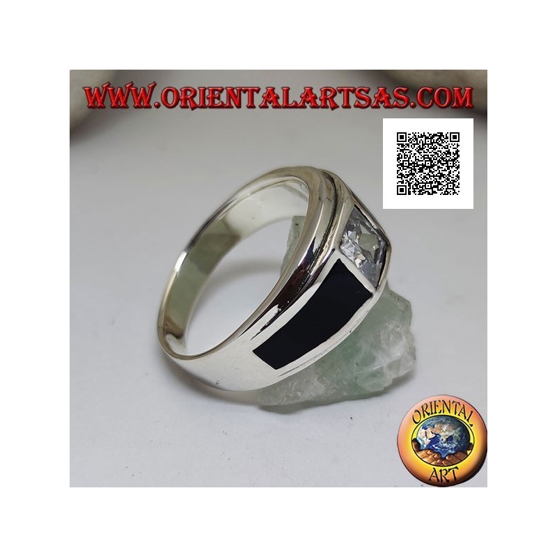 Anello in argento con zircone quadrato bianco e trapezi di onice sui lati