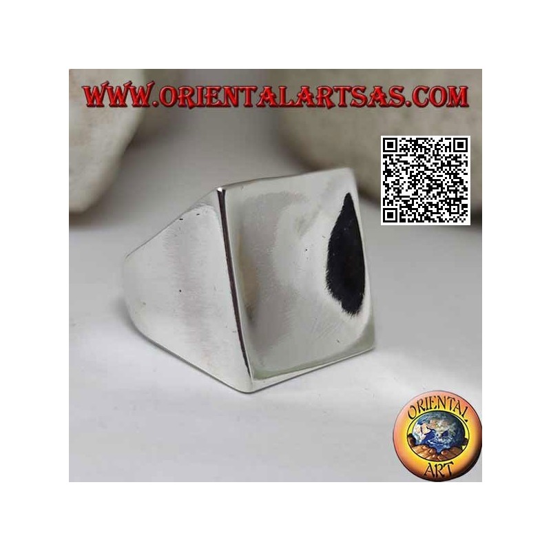 Smooth silver ring with 22 mm large concave square