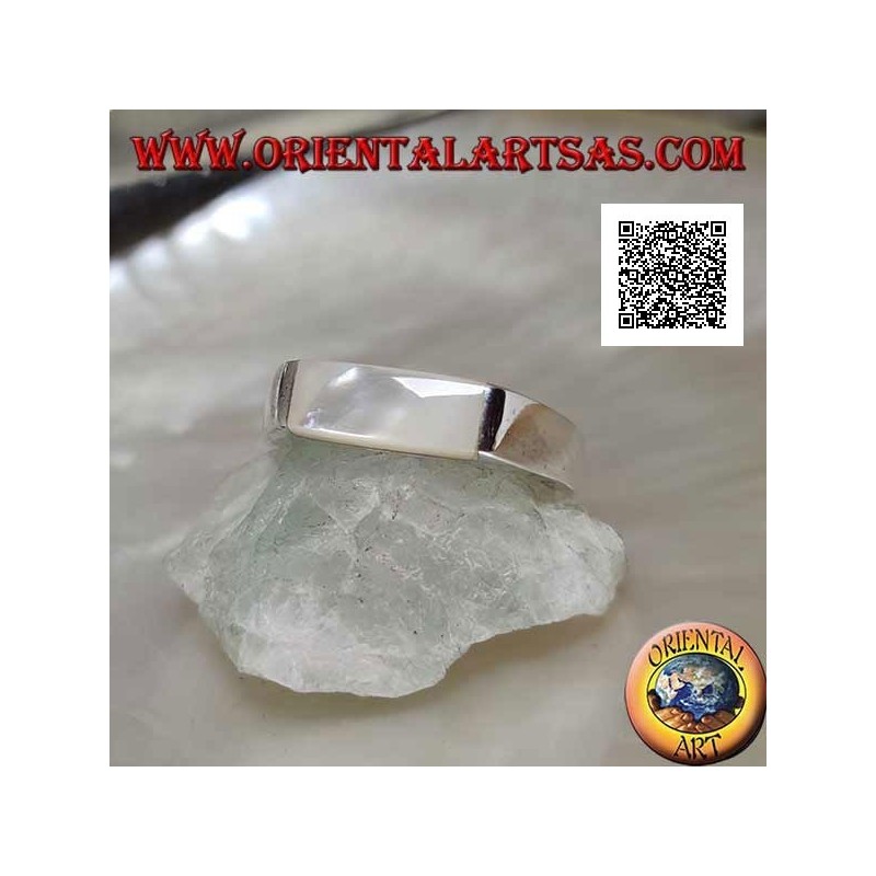 Smooth silver ring with elongated rectangular mother of pearl protruding on two sides