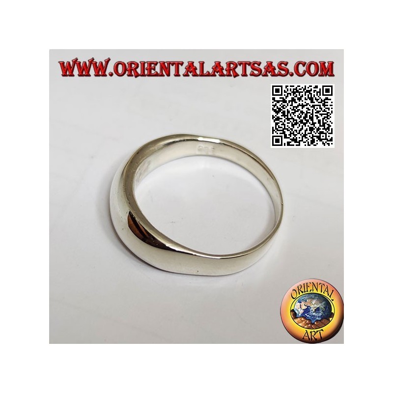 Bague en argent lisse avec bande arrondie et épaisse sur le devant